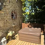Les De Double Rural 29 Couchages Et 85km De Paris Holiday home Pronleroy