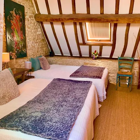Les De Double Rural 29 Couchages Et 85km De Paris Holiday home Pronleroy